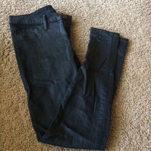 Semi metallic black skinny jeans !