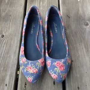 Floral printed Union Bay size 7