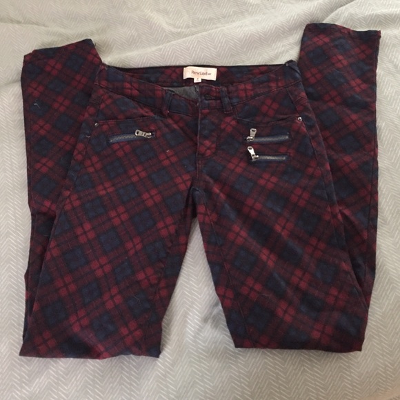 Grunge plaid skinny jeans