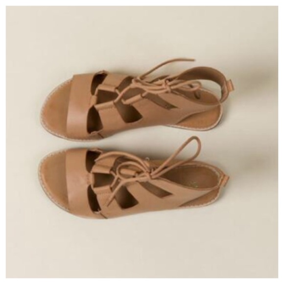 Tan Lace Up Sandals NIB - Picture 2 of 4