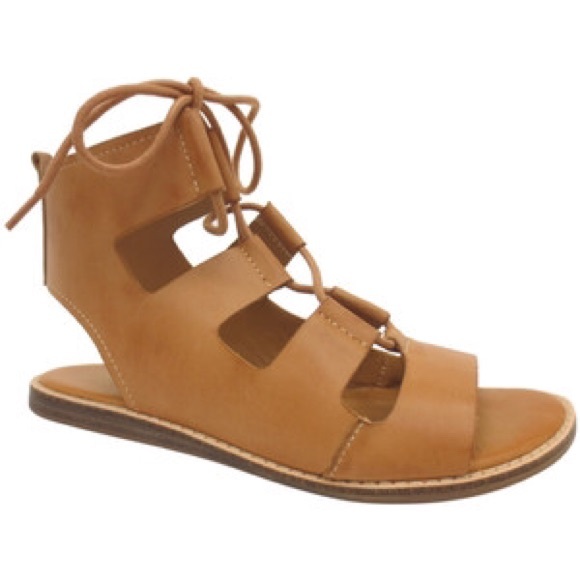 Tan Lace Up Sandals NIB - Picture 3 of 4
