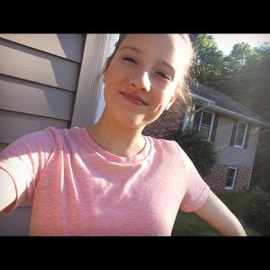 Meet your Posher, Elyse