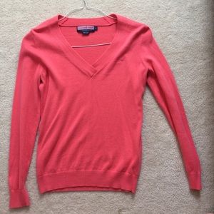 Vineyard vines v-neck sweater