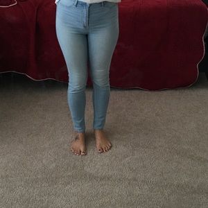 High waisted jeans