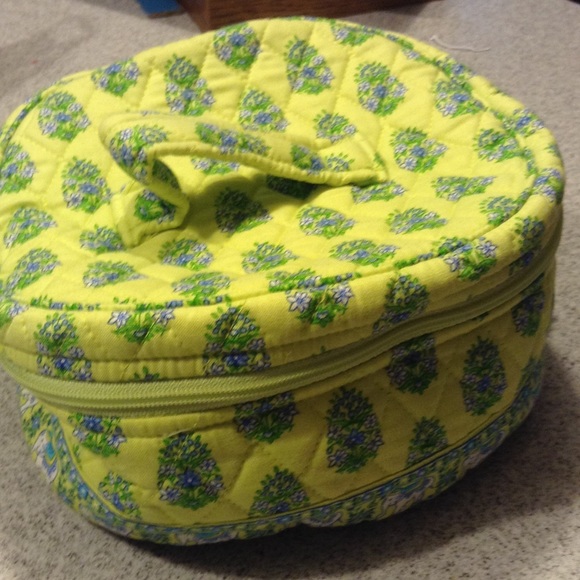 Vera Bradley travel bag