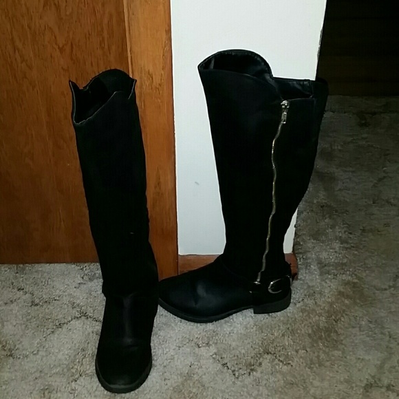 Mossimo Black over the knee boots. SIZE 7 1/2