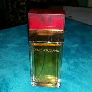 Dolce & Gabbana  natural spray perfume