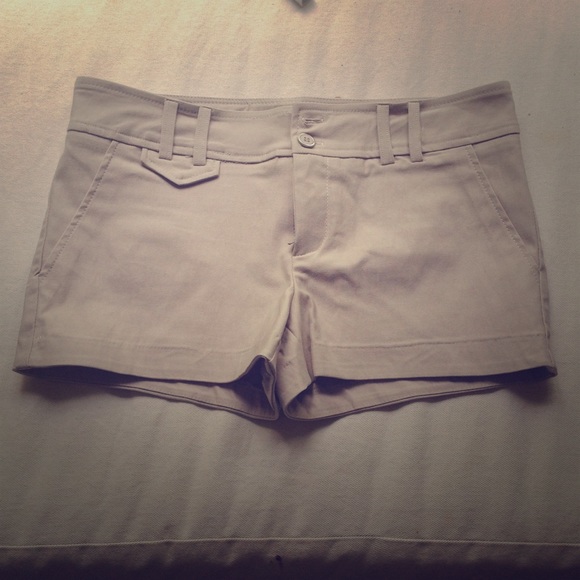 Cute Khaki/beige shorts