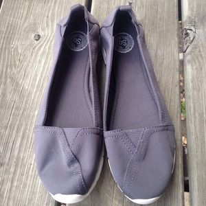 Slip ons. Grey. Size 7. SO brand