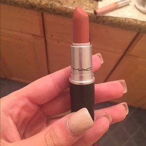 MAC Velvet Teddy Lipstick