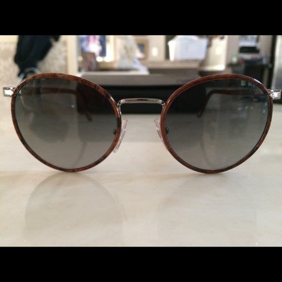 Authentic Persol Italian Sunnies!