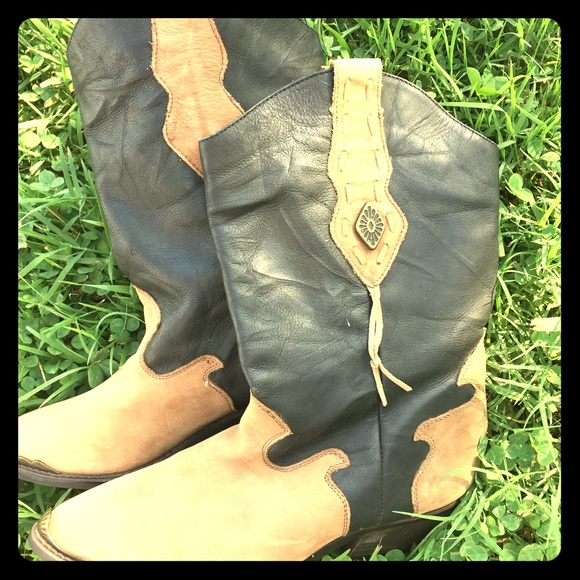 Anthropologie Shoes - 💥FLASH SALE💥1️⃣DAY ONLY1️⃣🗓⌛️💥VTG LAREDO SAGE