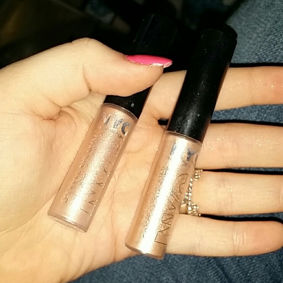 DISO!!! NYC Sparkle Eye Dust in Golden Champagne!