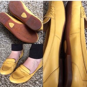 Never worn yellow Born loafers