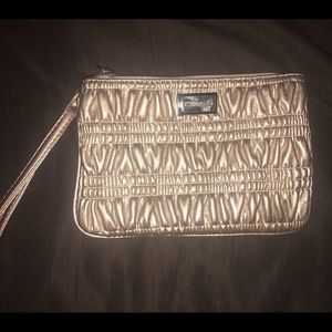 Express wristlet