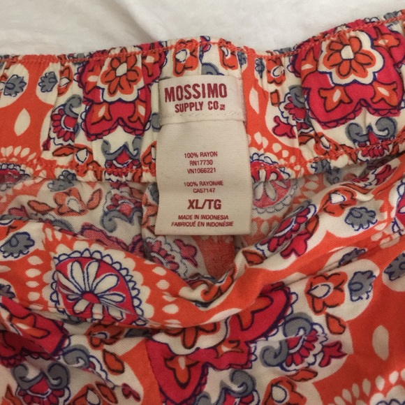 ‼️‼️ LOWEST PRICE Patterned linen shorts‼️‼️ - Picture 3 of 3