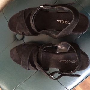 Sz 8 1/2 Aerosale Bogata black wedge sandal