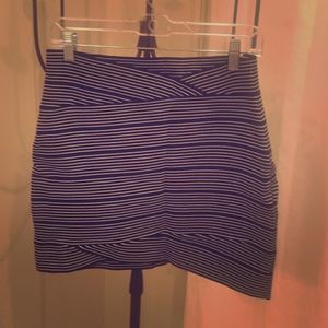 Bcbg maxazria black stripe bandage mini skirt, L