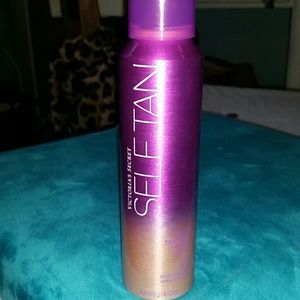 Victoria's Secret self-tanning tinted spray