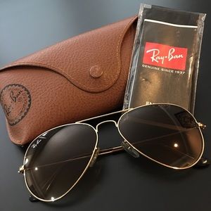 Aviator Ray-Ban sunglasses.
