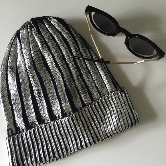 NWT || Silver Metallic Woven Knit Beanie Hat - Picture 3 of 4