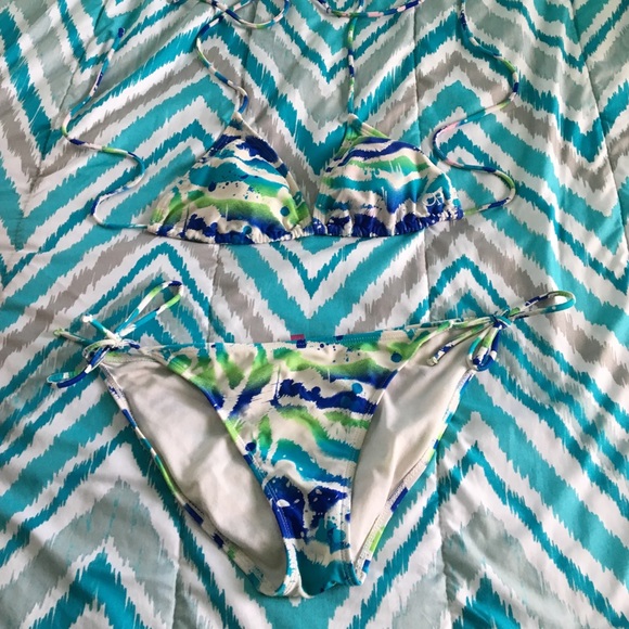 Blue and Green OP String Swimsuit💙💚