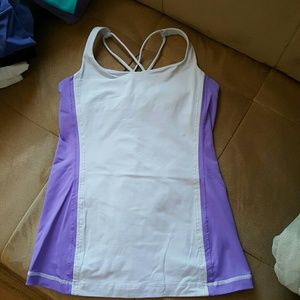 Lululemon top