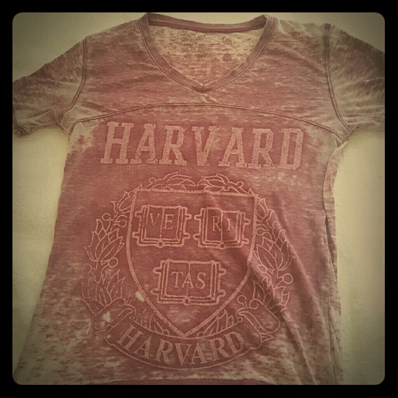 Cute high-low tee at a great price!