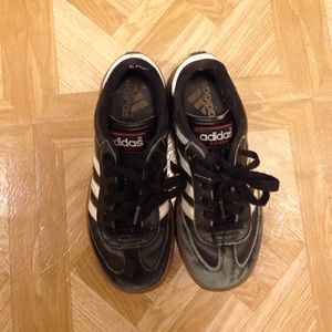 Black and white samba sneakers