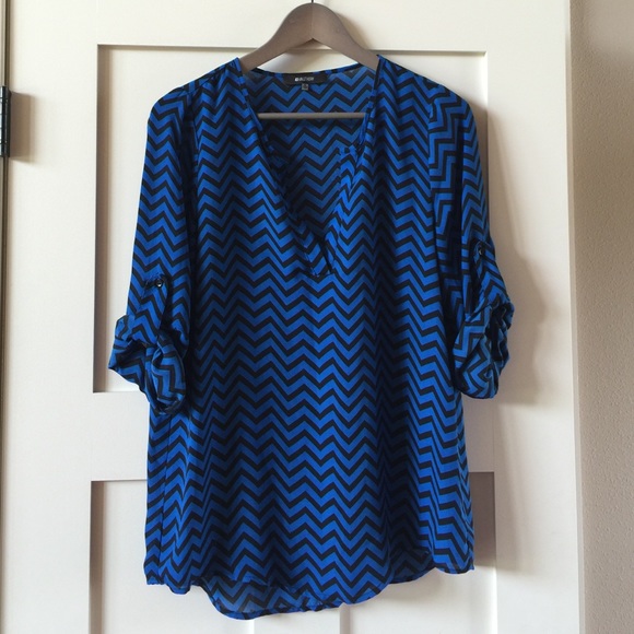 41 Hawthorn Stitch Fix szM chevron print blouse