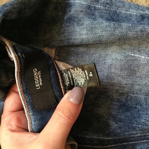 Express jean leggings - Picture 3 of 3