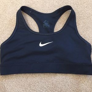 LIKE NEW Nike Pro Classic Sport Bra