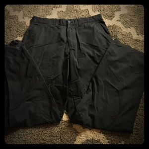 IZOD Men's cargo pants