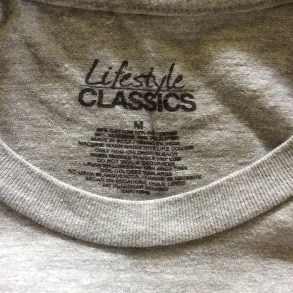 Boy's Lifestyle Classics T-shirt - Picture 3 of 3