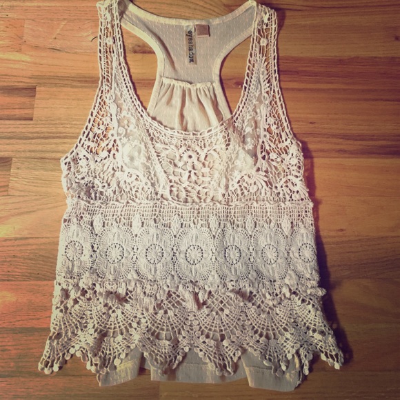 Nude crochet tank💞
