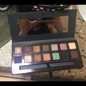 ABH Self Made Palette - Limited Edition