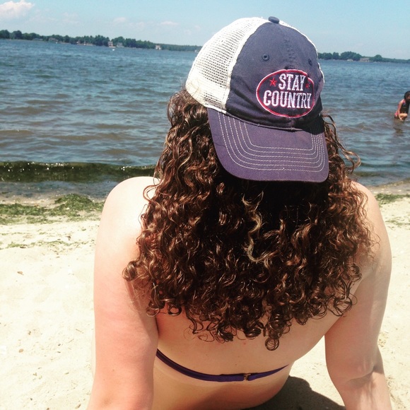 Meet your Posher, Gina - Picture 3 of 3