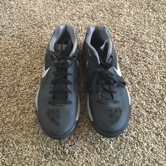 Black Nike Volleyball Shoes!!!! Great deal!