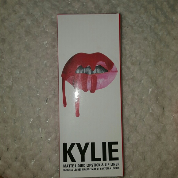 Kylie lip kit