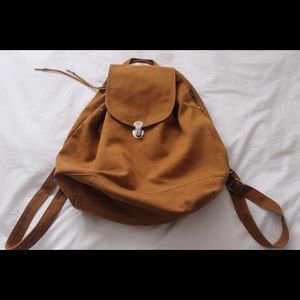 URBAN OUTFITTERS GENTLY USED BACKPACK!