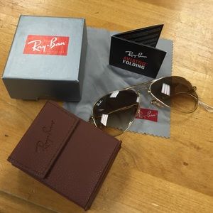 Authentic Ray Ban aviator sunglasses foldable Authentic Ray Ban aviator sunglasses foldable