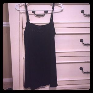 Decal top black on black NWOT