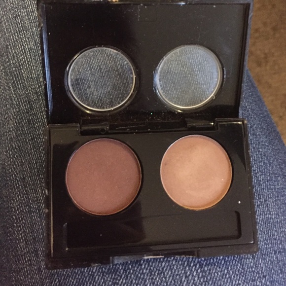 Essence of Beauty Brow Powder