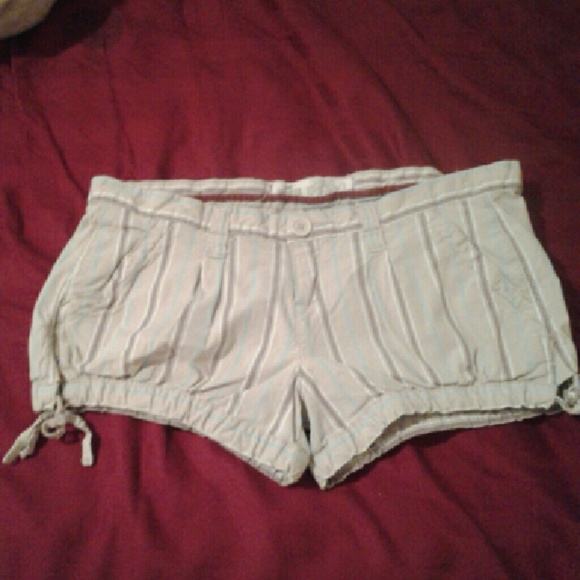 3 pair of HOLLISTER SHORTS