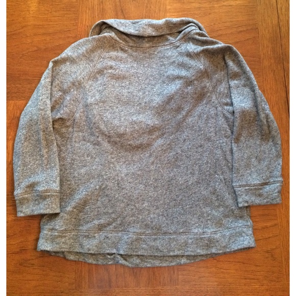 ✨2xHP✨Quarter Sleeve Scoopneck Sweater - Picture 2 of 3