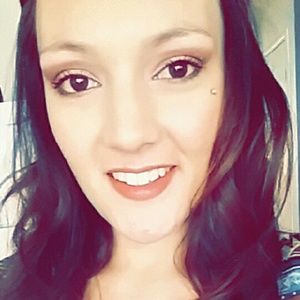 Meet your Posher, Maricela