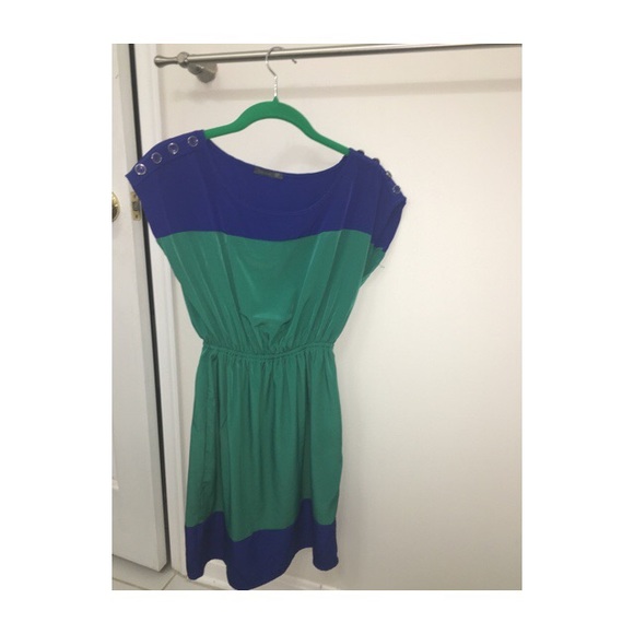 Fall Flowy Dress! Very Fashionable!