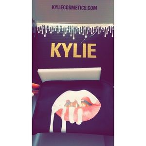 New out if the box, Kylie Makeup bag.