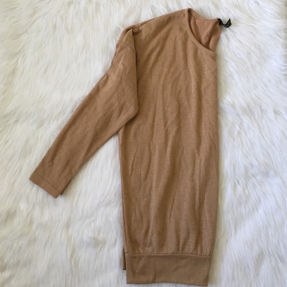 1 Tan Sweater - Picture 1 of 1