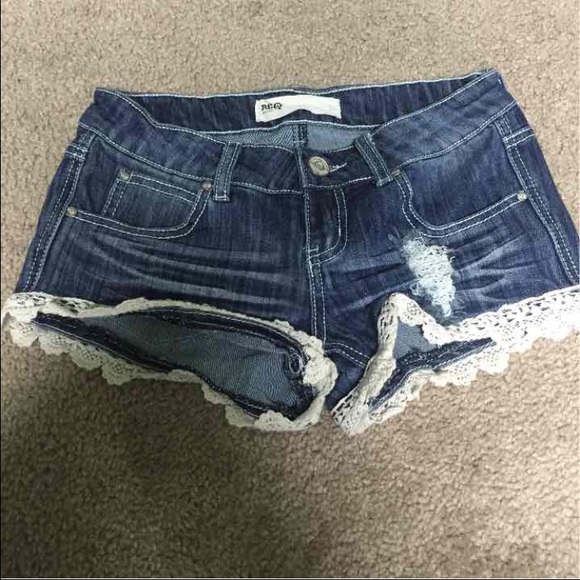 Denim shorts - Picture 1 of 1